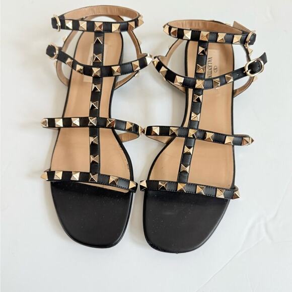 Valentino Garavani Black leather Gladiator caged Rockstud flat sandals EU 38 - Picture 2 of 13